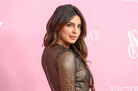 priyanka chopra topless|Priyanka Chopra arrived at the Victorias Secret show in her。